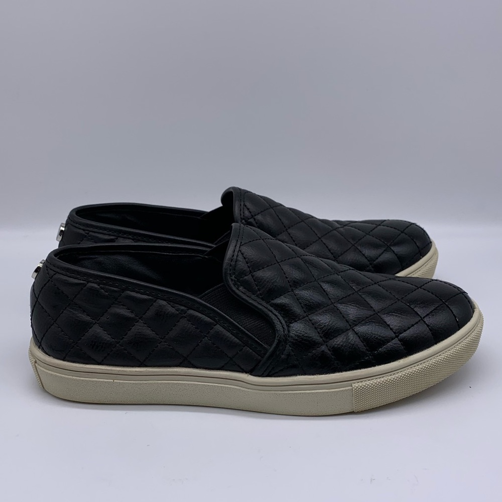 Steve Madden slip ons - Picture 1 of 8